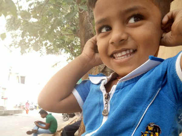 உள்ளே விழுந்த சிறுவன்