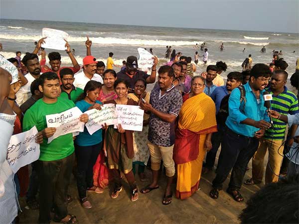 Students doing protest seeking CMB at Chennai Marina Students doing protest seeking CMB at Chennai Marina