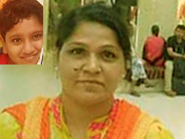 அறை முழுவதும் ரத்தக்கறை
