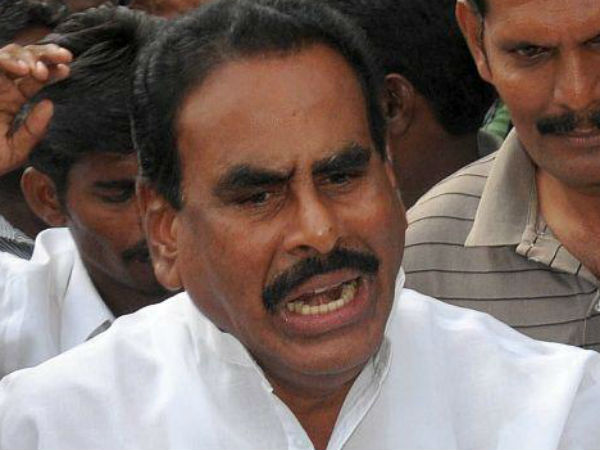 சசிகலா உடன் வாழ்க்கை