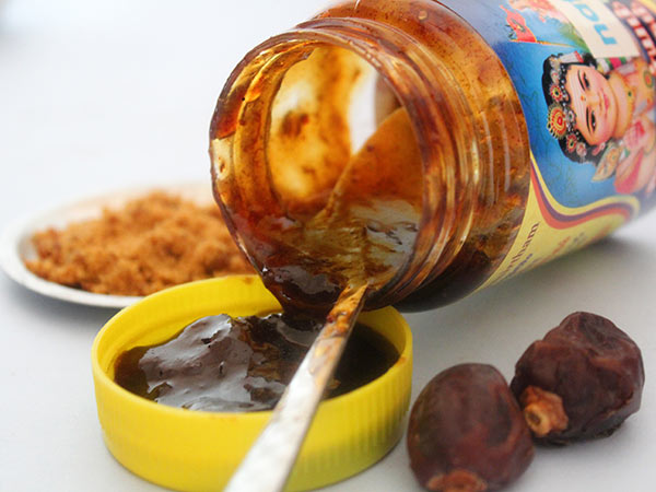 சந்தன பிரசாதம்