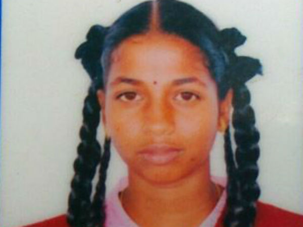 எரித்துக்கொல்லப்பட்ட நவீனா