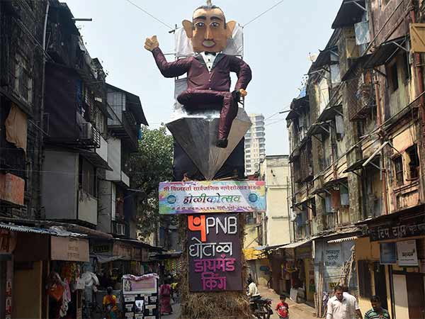 Angry Mumbaiwallahs planned to burn the effigy of Nirav Modi on Holi celebration Angry Mumbaiwallahs planned to burn the effigy of Nirav Modi on Holi celebration