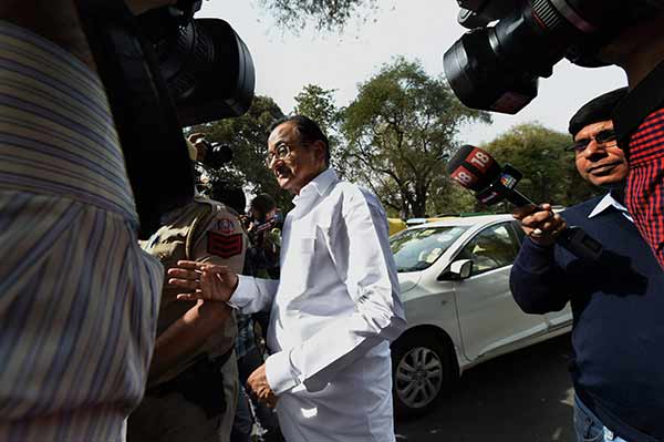 P Chidambaram to be questioned in INX case by CBI P Chidambaram to be questioned in INX case by CBI