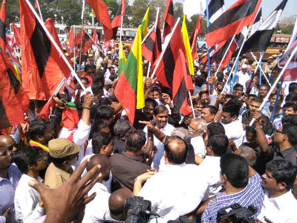 ராஜா வருத்தம் தெரிவித்தார்