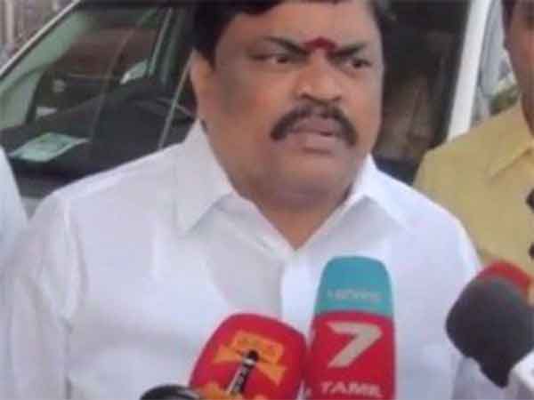 கமல் ஒற்றை ஆள்