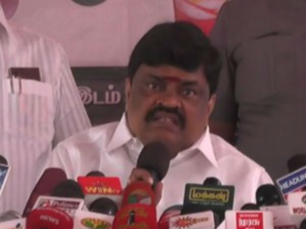 கமல் செல்லாக்காசு