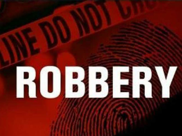 Robbers who came in husband and wife getup looted money from a Family in Chennai Robbers who came in husband and wife getup looted money from a Family in Chennai