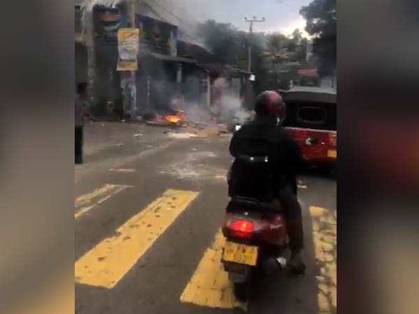 Sri Lanka imposes curfew in Kandy after anti-Muslim riots Sri Lanka imposes curfew in Kandy after anti-Muslim riots