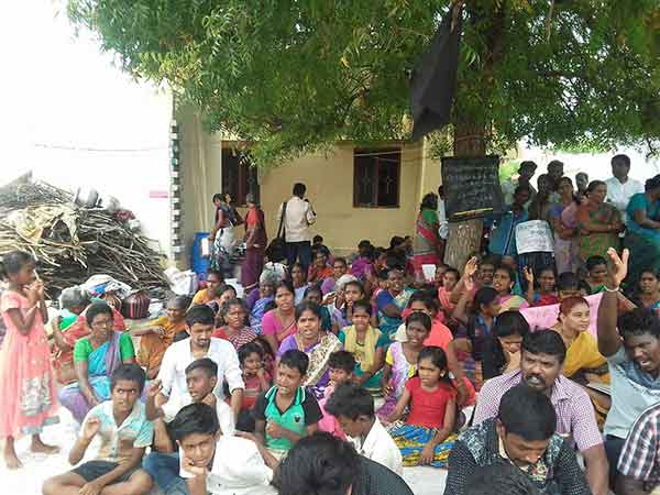 அணியணியாக வந்து ஆதரவு