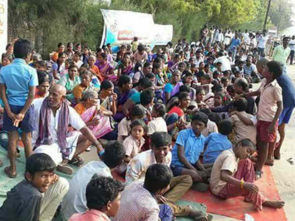 Protest against Sterlite plant continues as 47th day in Thoothukudi Protest against Sterlite plant continues as 47th day in Thoothukudi