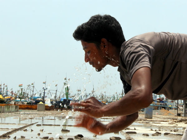 நெய் தடவி ஊற விட்டு குளிங்க
