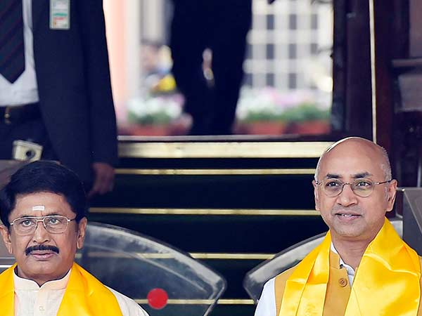 மத்திய தெலுங்குதேச அமைச்சர்கள்