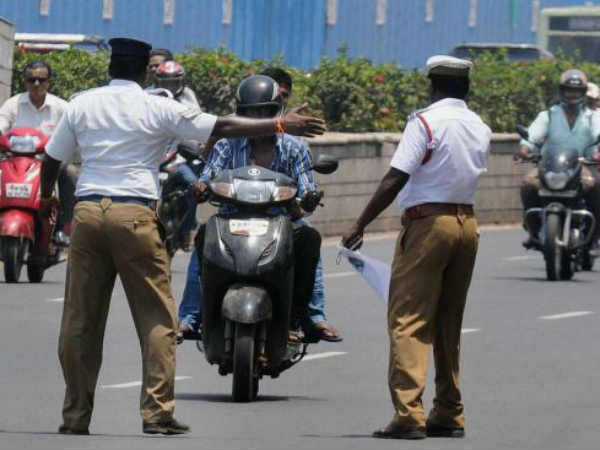Chennai Police says that Children under 18 years should not ride any vehicles Chennai Police says that Children under 18 years should not ride any vehicles