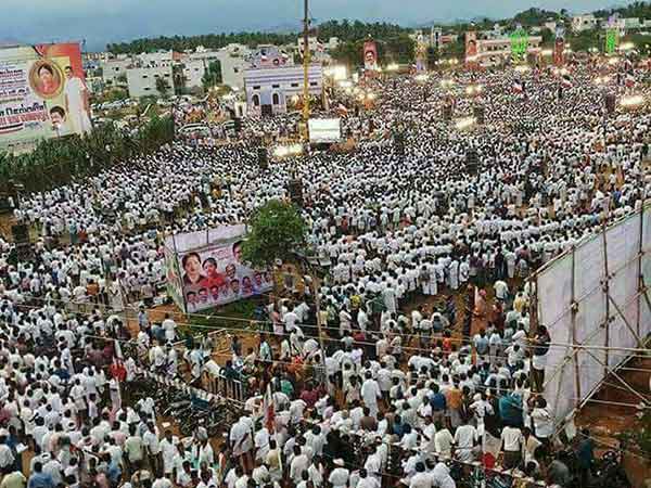 அதிர வைத்த தினகரன்