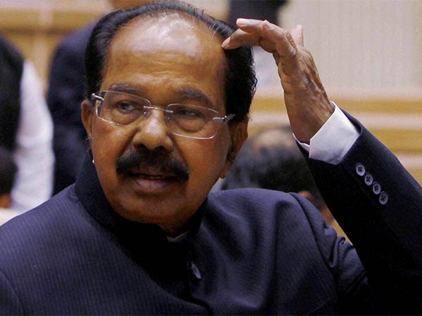 ட்வீட்டுகள் நீக்கம்