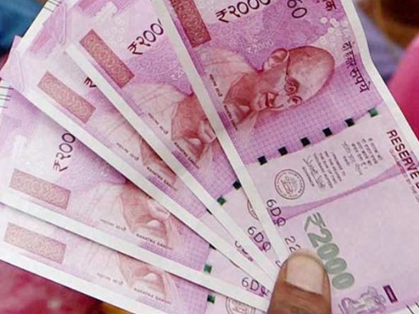 Some Conspiracy on Vanishing of 2000 Rupees Notes says MP CM Some Conspiracy on Vanishing of 2000 Rupees Notes says MP CM