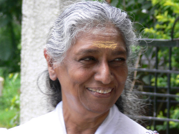 பழுத்த கிழவியின் கோபம்