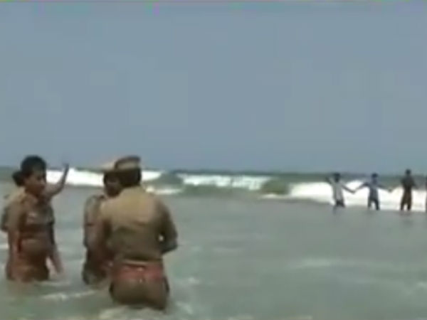MNJK conducts protest at Thiruvottriyur seashore seeking cauvery management board MNJK conducts protest at Thiruvottriyur seashore seeking cauvery management board