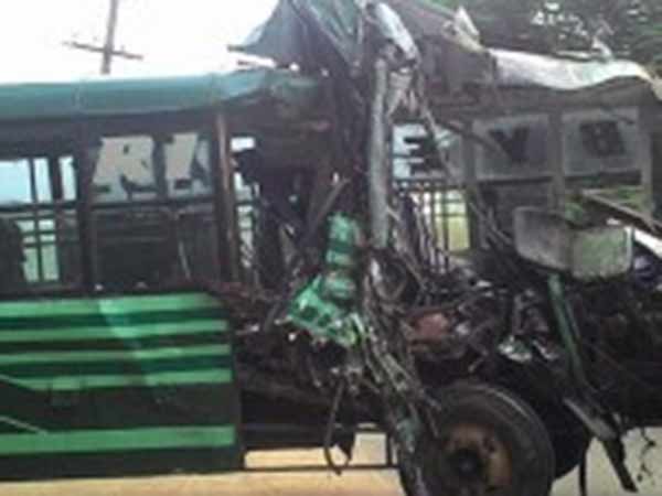 Two killed truck collide on government bus near Vadipatti Two killed truck collide on government bus near Vadipatti