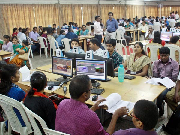 44 special centers for Engineering Counseling - Minister Anbazhagan 44 special centers for Engineering Counseling - Minister Anbazhagan