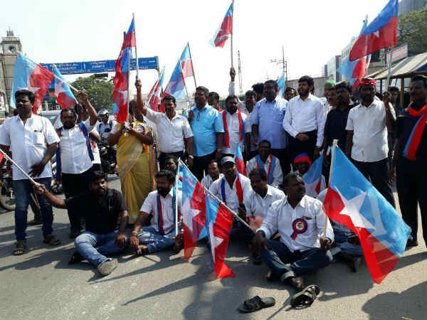 Cauvery issue: Protests continue in Tamil Nadu Cauvery issue: Protests continue in Tamil Nadu
