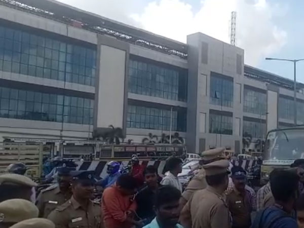 Traffic diverted in Chennai for PM Modis visit Traffic diverted in Chennai for PM Modis visit