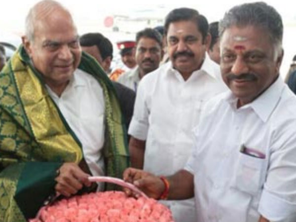 Tamilnadu CM meets higher officials to discuss on people protest Tamilnadu CM meets higher officials to discuss on people protest