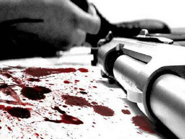 Newly wed women shot dead and looted on NH Newly wed women shot dead and looted on NH