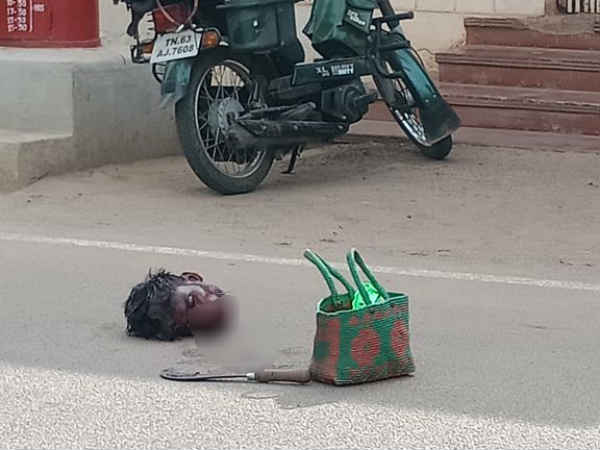 Walking with a human head on the road in Sivagangai Walking with a human head on the road in Sivagangai