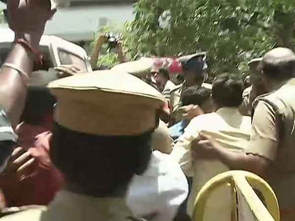 காண வேண்டாம்