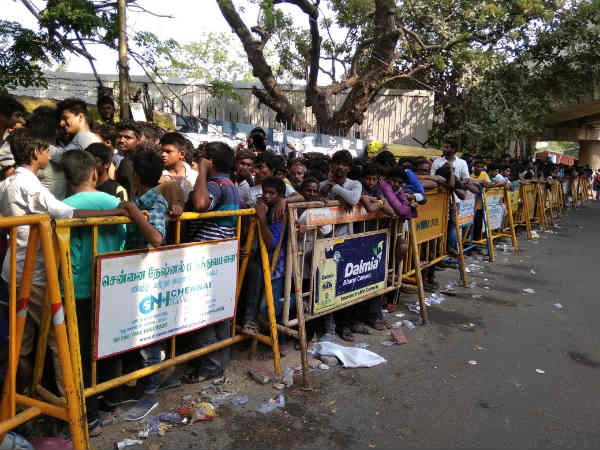 போலீஸ் அறிவிப்பு