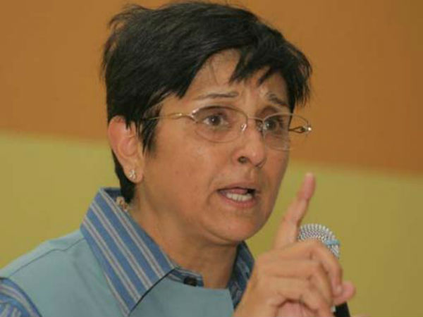 Kiran bedi revokes her order on free rice Kiran bedi revokes her order on free rice