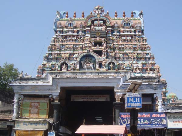 ஆட்சிக்கு ஆபத்தா