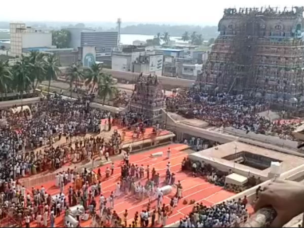 Kumbabhishekam at Nellaiappar-Gandhimathi Ammal Temple in Tirunelveli Kumbabhishekam at Nellaiappar-Gandhimathi Ammal Temple in Tirunelveli