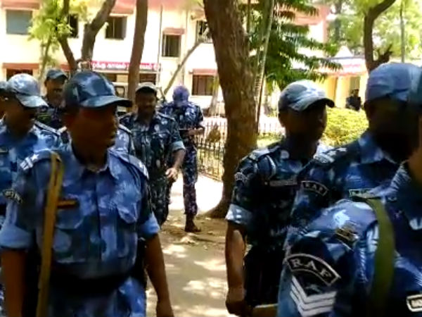 Para Military force has arrived in 5 districts of Delta region in Tamilnadu Para Military force has arrived in 5 districts of Delta region in Tamilnadu