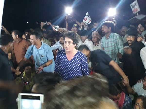 Priyanka Gandhi in angry mood at Rahul Gandhis midnight march Priyanka Gandhi in angry mood at Rahul Gandhis midnight march