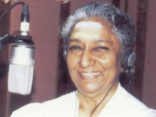 ஓய்வு அறிவித்தார் ஜானகி