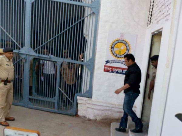 Salman khan convicted in poaching case Salman khan convicted in poaching case