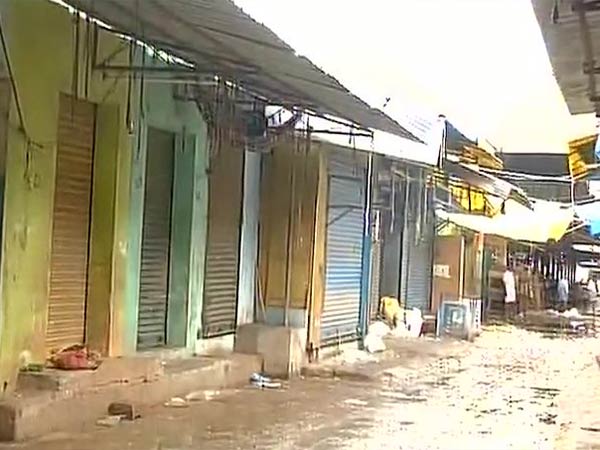 Koyambedu Vegetables market shuts for Cauvery Koyambedu Vegetables market shuts for Cauvery