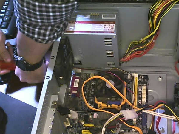 A software engineer dies after the CPU blast A software engineer dies after the CPU blast