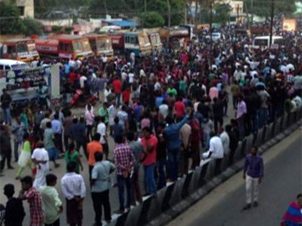 Tuticorin collector warns some social elements involvement in Sterlite opposition protests Tuticorin collector warns some social elements involvement in Sterlite opposition protests