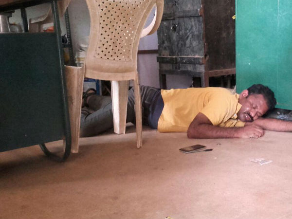 பள்ளிக்கு விடுமுறை