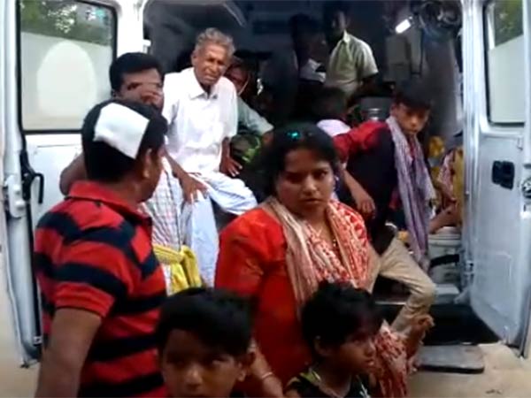 Tourist vehicle collapses accident near Theni Tourist vehicle collapses accident near Theni