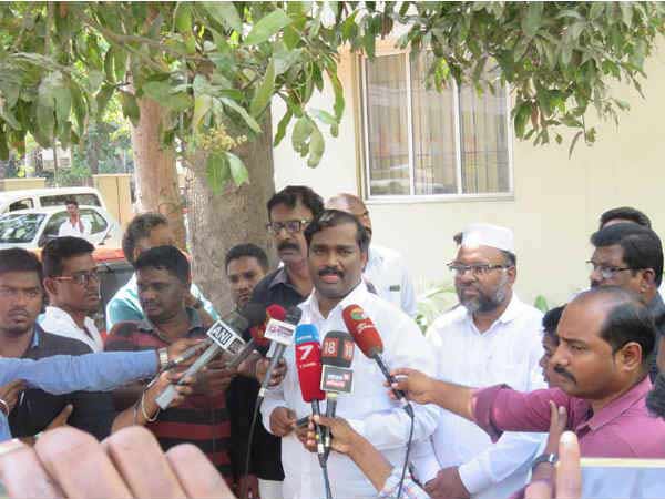 ஆர்.எஸ்.எஸ்.அழுத்தம்