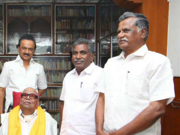 mutharasan meets Karunanidhi mutharasan meets Karunanidhi