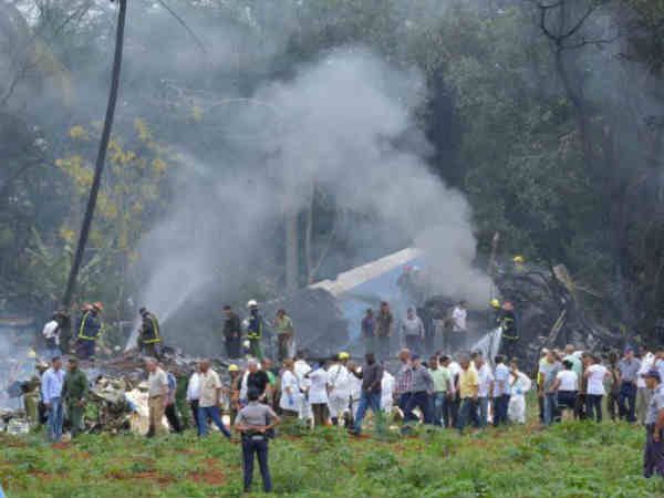 Aircraft crashed in cuba with 104 passengers Aircraft crashed in cuba with 104 passengers