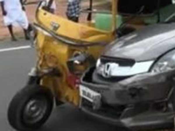 Accident near Thiruvannamalai kills two Accident near Thiruvannamalai kills two