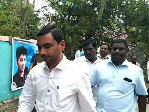 விமானம் மூலம்