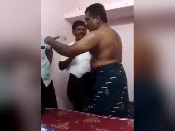 Cheating Police handed over the police Station to cheating women Near Nellai Cheating Police handed over the police Station to cheating women Near Nellai